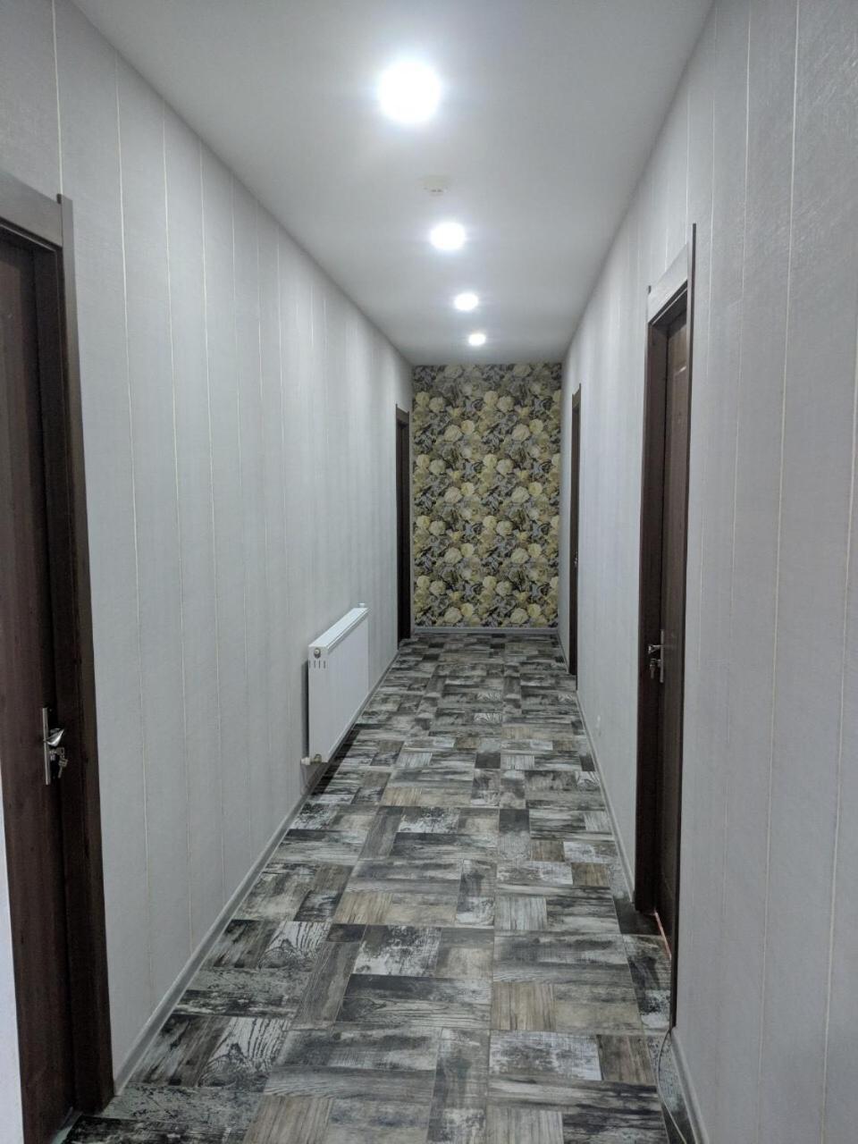 Mtredebi Hotel Samtredia Buitenkant foto