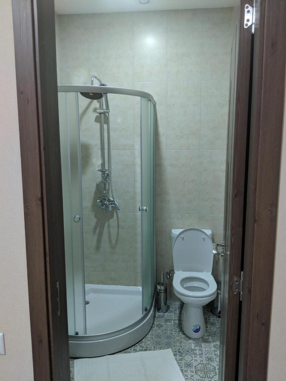 Mtredebi Hotel Samtredia Buitenkant foto