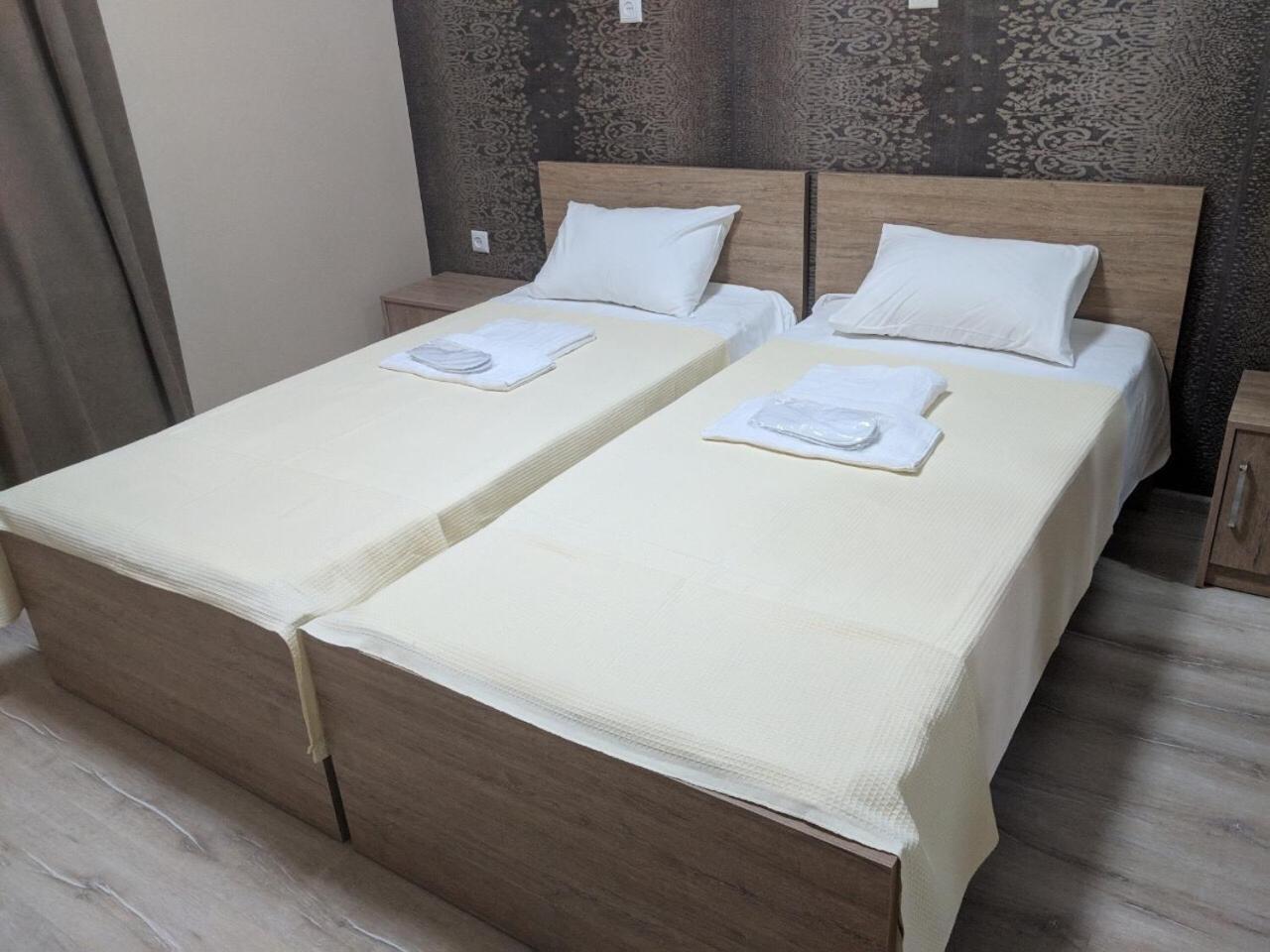 Mtredebi Hotel Samtredia Buitenkant foto