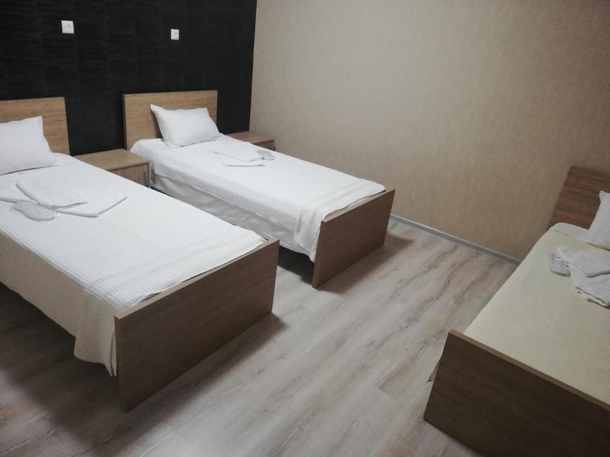 Mtredebi Hotel Samtredia Buitenkant foto